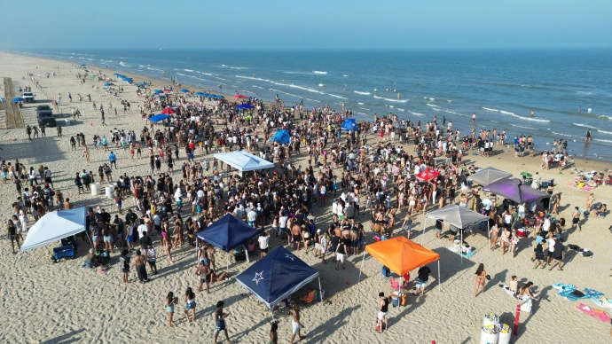 evenement aan het strand in Egmond aan zee